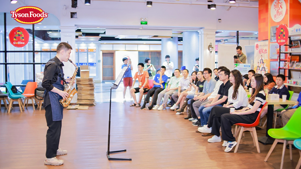 “有家就有泰森”關愛自閉癥兒童公益活動